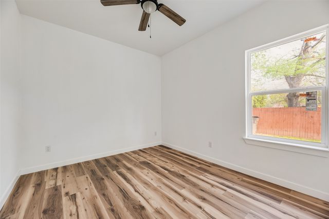 1014 Trinity Street, Cleburne, TX 76031