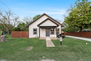 1014 Trinity Street, Cleburne, TX 76031