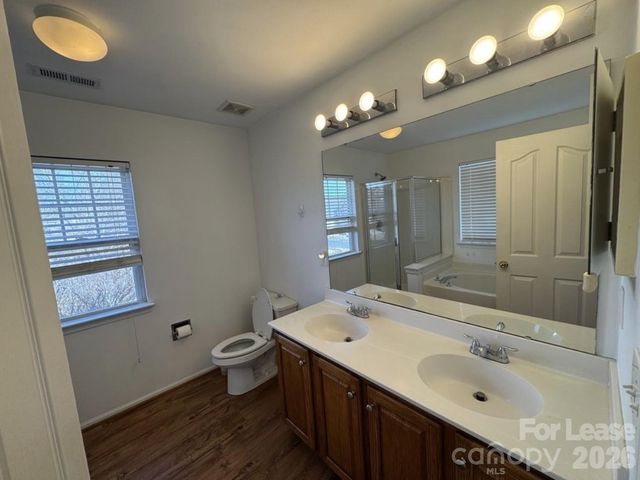9920 Forest Run Lane, Charlotte, NC 28277