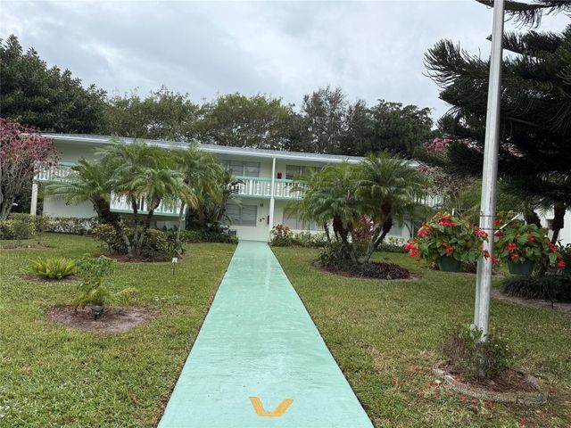 476 Tilford V 476, Deerfield Beach, FL 33440