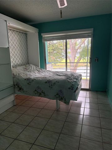 476 Tilford V 476, Deerfield Beach, FL 33440