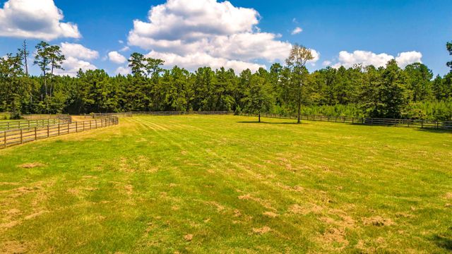 375 County Road 3560, Woodville, TX 75979