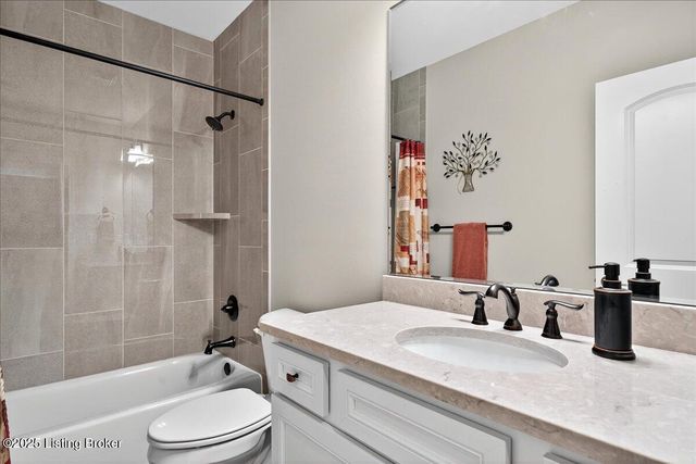 1290 Coolhouse Way, Louisville, KY 40223