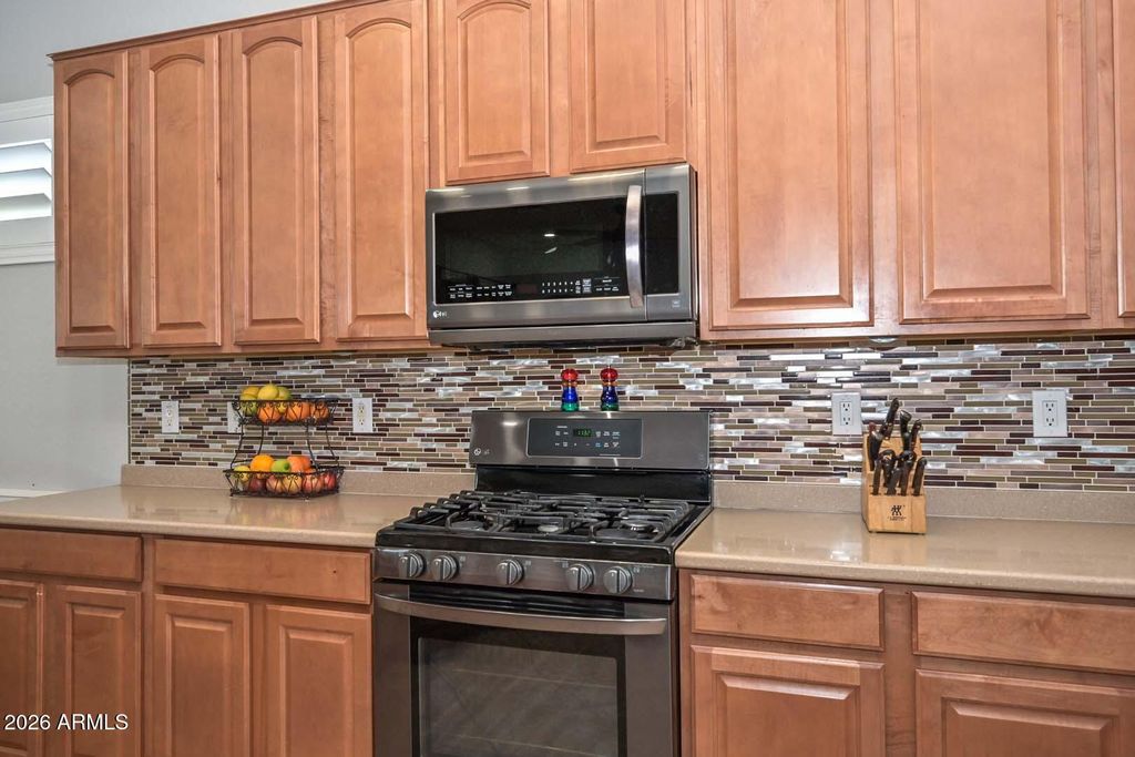 Image 18 of property listing at 4306 W SUMMERSIDE Road, Laveen, AZ 85339