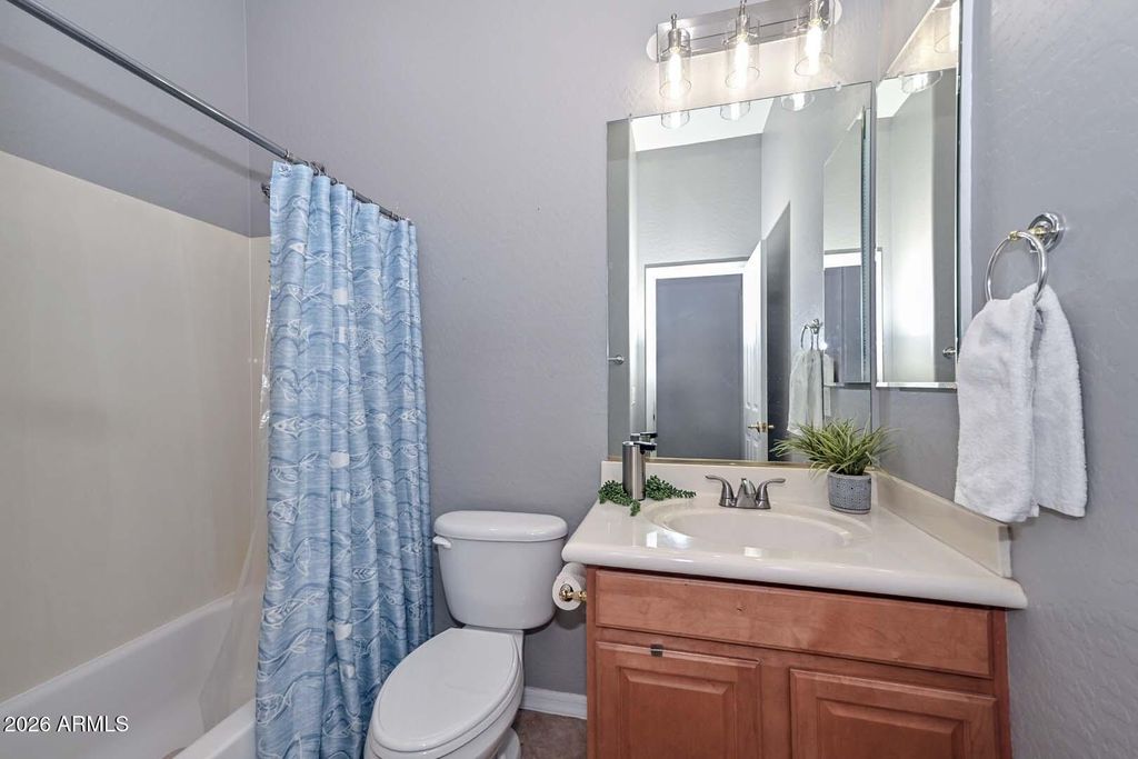 Image 31 of property listing at 4306 W SUMMERSIDE Road, Laveen, AZ 85339