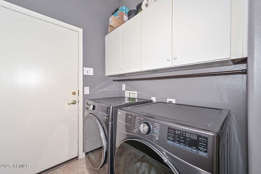 Image 35 of property listing at 4306 W SUMMERSIDE Road, Laveen, AZ 85339