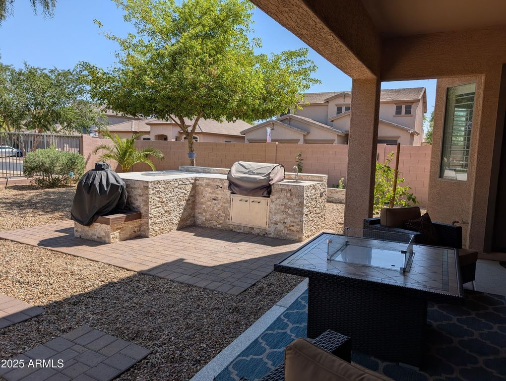 Image 37 of property listing at 4306 W SUMMERSIDE Road, Laveen, AZ 85339