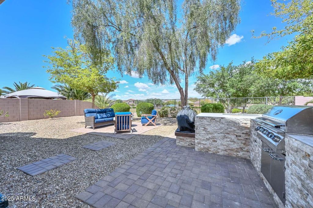 Image 39 of property listing at 4306 W SUMMERSIDE Road, Laveen, AZ 85339