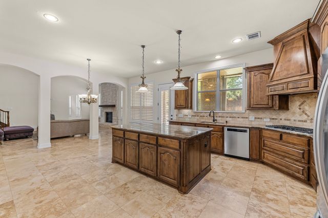 1013 Winfield Court, Southlake, TX 76092