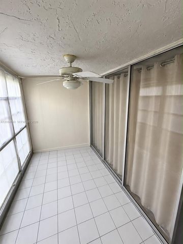 9440 Live Oak Place 106, Davie, FL 33324