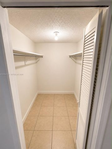 9440 Live Oak Place 106, Davie, FL 33324