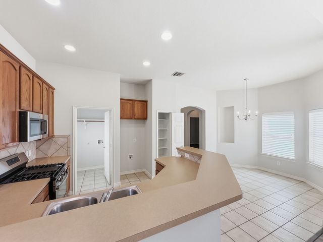 1237 Chattahoochee Drive, Savannah, TX 76227