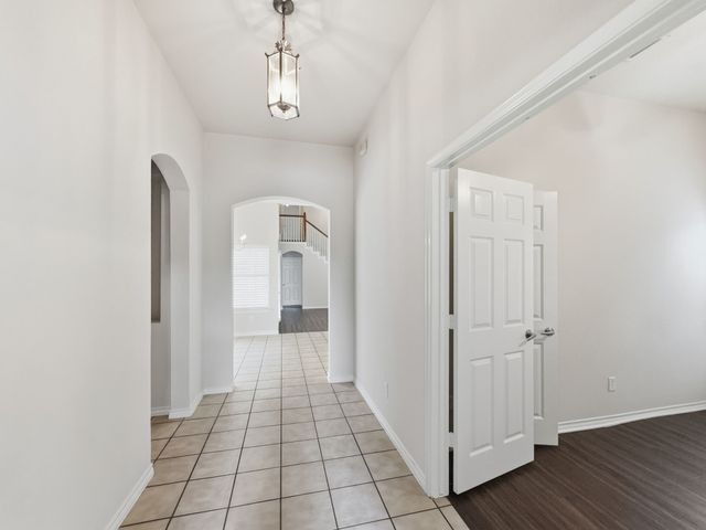 1237 Chattahoochee Drive, Savannah, TX 76227