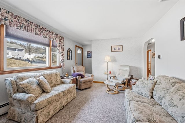 40 Charles St., Dracut, MA 01826