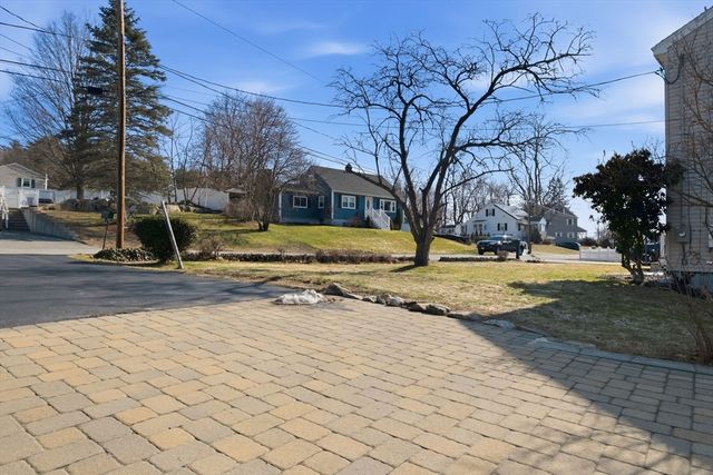 40 Charles St., Dracut, MA 01826