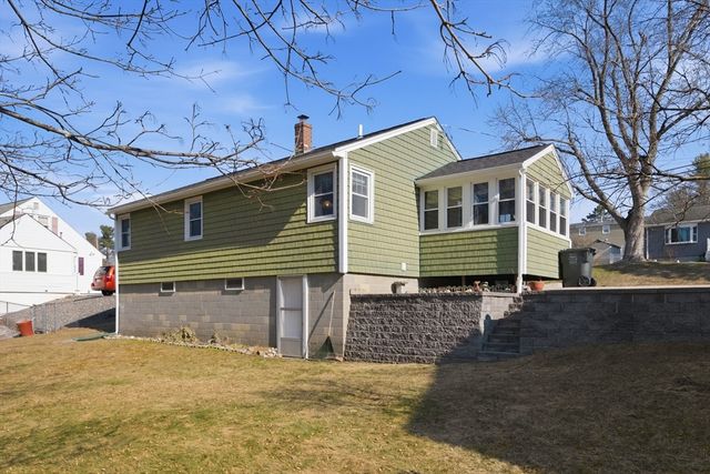 40 Charles St., Dracut, MA 01826