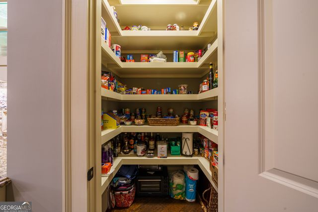 210 Etowah Landing, Ball Ground, GA 30107