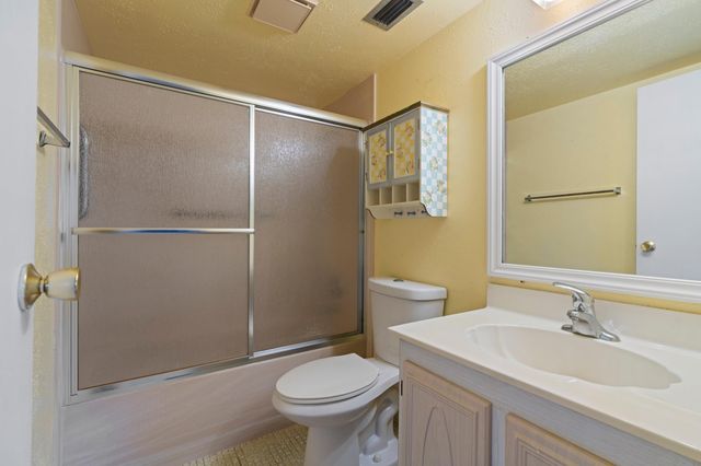 6 ABBEY Lane 206, Delray Beach, FL 33446
