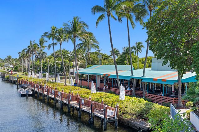 6 ABBEY Lane 206, Delray Beach, FL 33446