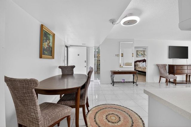 3575 S Ocean Boulevard 205, South Palm Beach, FL 33480