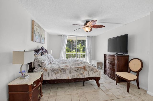 3575 S Ocean Boulevard 205, South Palm Beach, FL 33480
