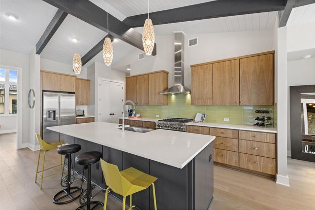 206 Waters View CT, Dripping Springs, TX 78620