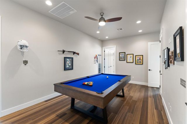 206 Waters View CT, Dripping Springs, TX 78620