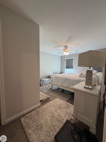 8164 River Road, Marine City, MI 48039