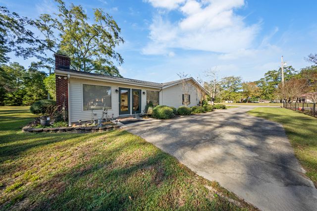 157 Charles Street, Bamberg, SC 29003