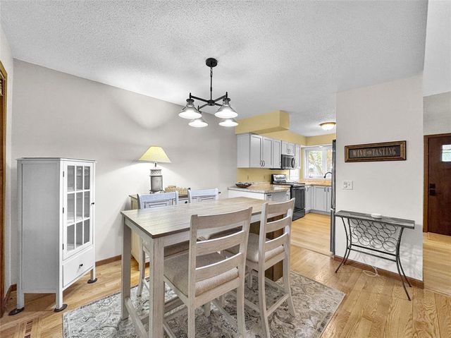 919 Cambridge Court, Altoona, WI 54720