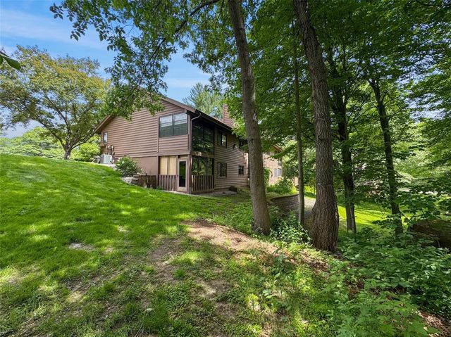 919 Cambridge Court, Altoona, WI 54720