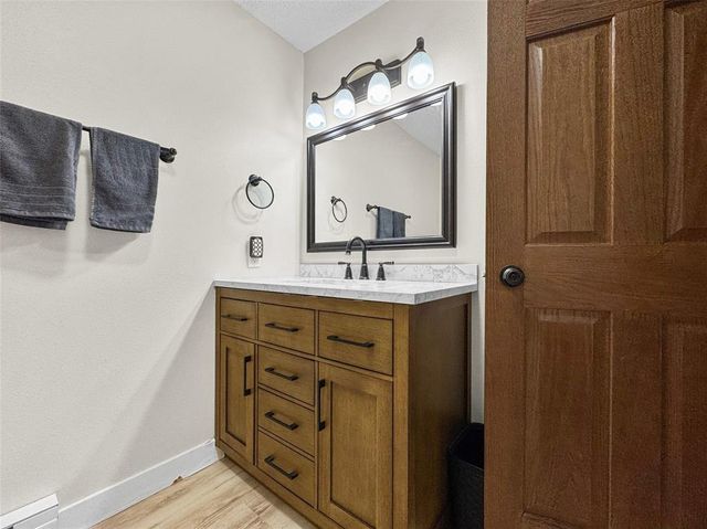 919 Cambridge Court, Altoona, WI 54720