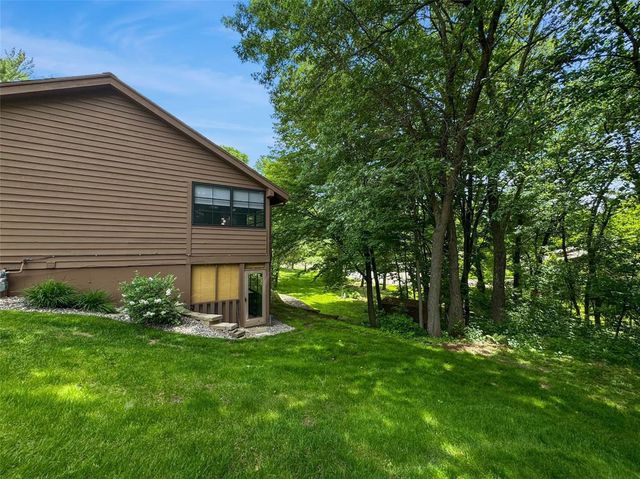 919 Cambridge Court, Altoona, WI 54720
