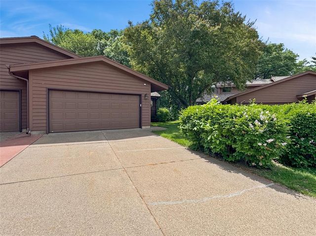 919 Cambridge Court, Altoona, WI 54720