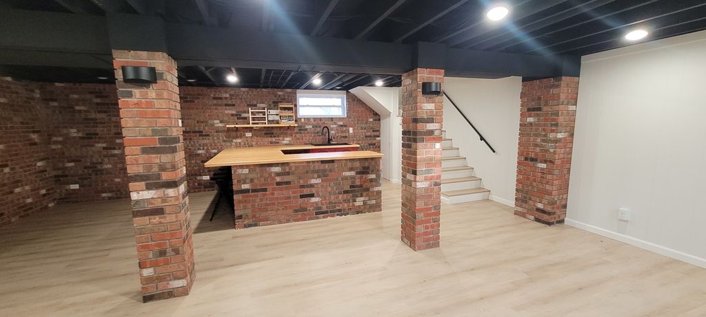 Image 16 of property listing at #19 Wildwood Drive, Mt Vernon, IL 62864