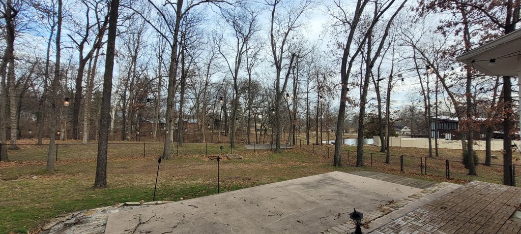 Image 19 of property listing at #19 Wildwood Drive, Mt Vernon, IL 62864