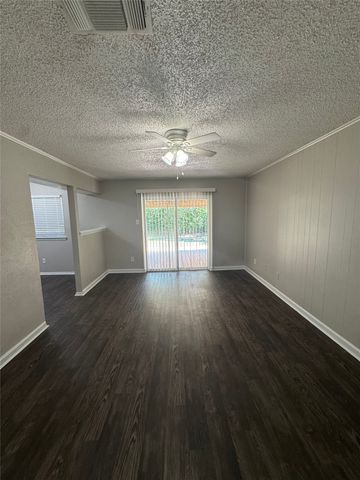 6936 Declaration Street, Watauga, TX 76148