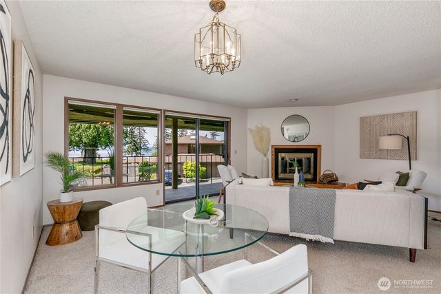 8106 53rd Avenue W #922, Mukilteo, WA 98275