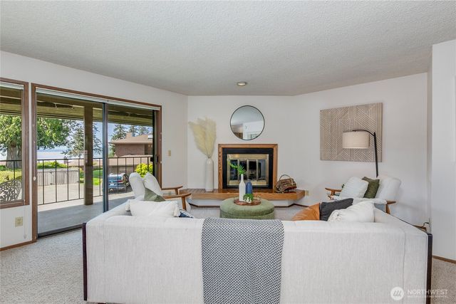 8106 53rd Avenue W #922, Mukilteo, WA 98275