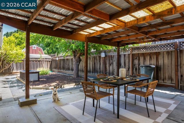 2920 Frayne Ln, Concord, CA 94518