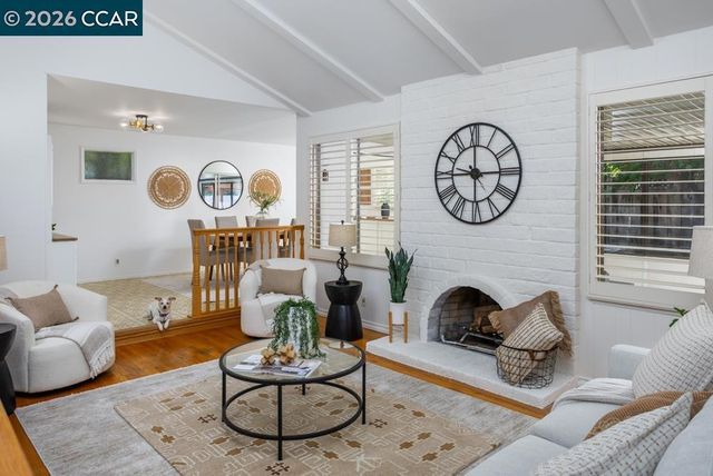 2920 Frayne Ln, Concord, CA 94518