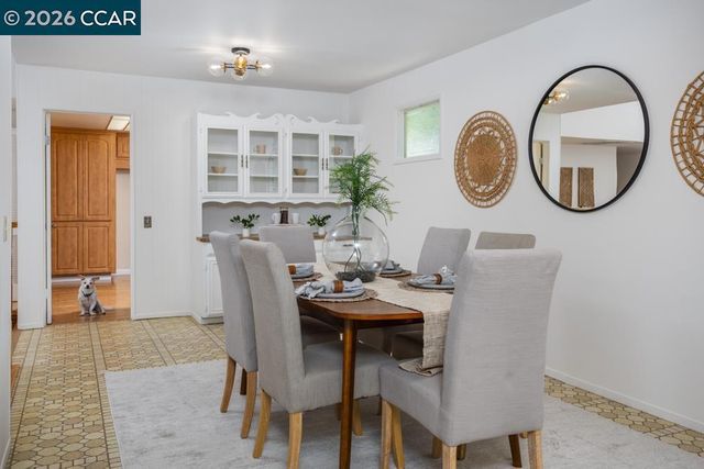 2920 Frayne Ln, Concord, CA 94518