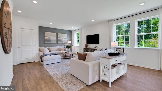 43 BENNINGTON WAY, Carlisle, PA 17013