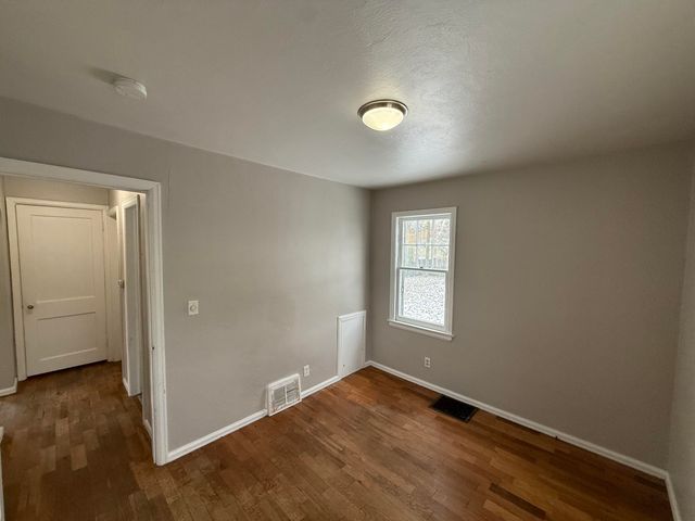 87 Maryland Drive, Battle Creek City, MI 49037