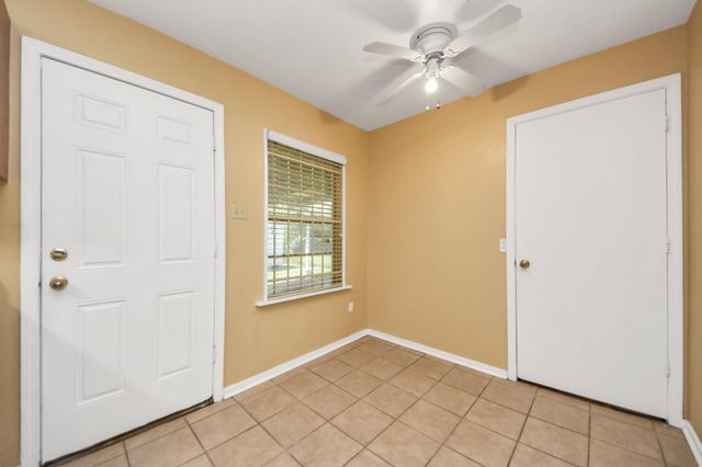 5202 Pensdale Street, Houston, TX 77033