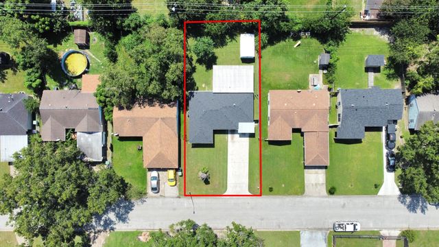 5202 Pensdale Street, Houston, TX 77033