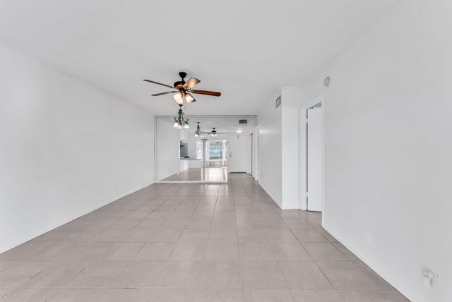 601 NW 78th Terrace 203, Margate, FL 33063