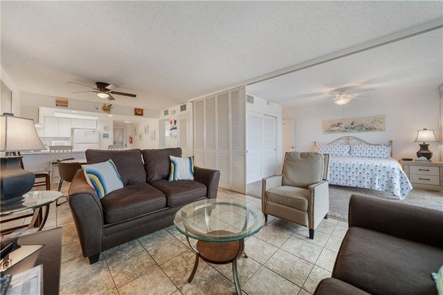 15340 Leeward Dr 207, Corpus Christi, TX 78418