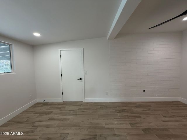 6828 N 10TH Avenue, Phoenix, AZ 85013