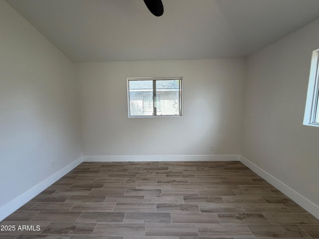 6828 N 10TH Avenue, Phoenix, AZ 85013